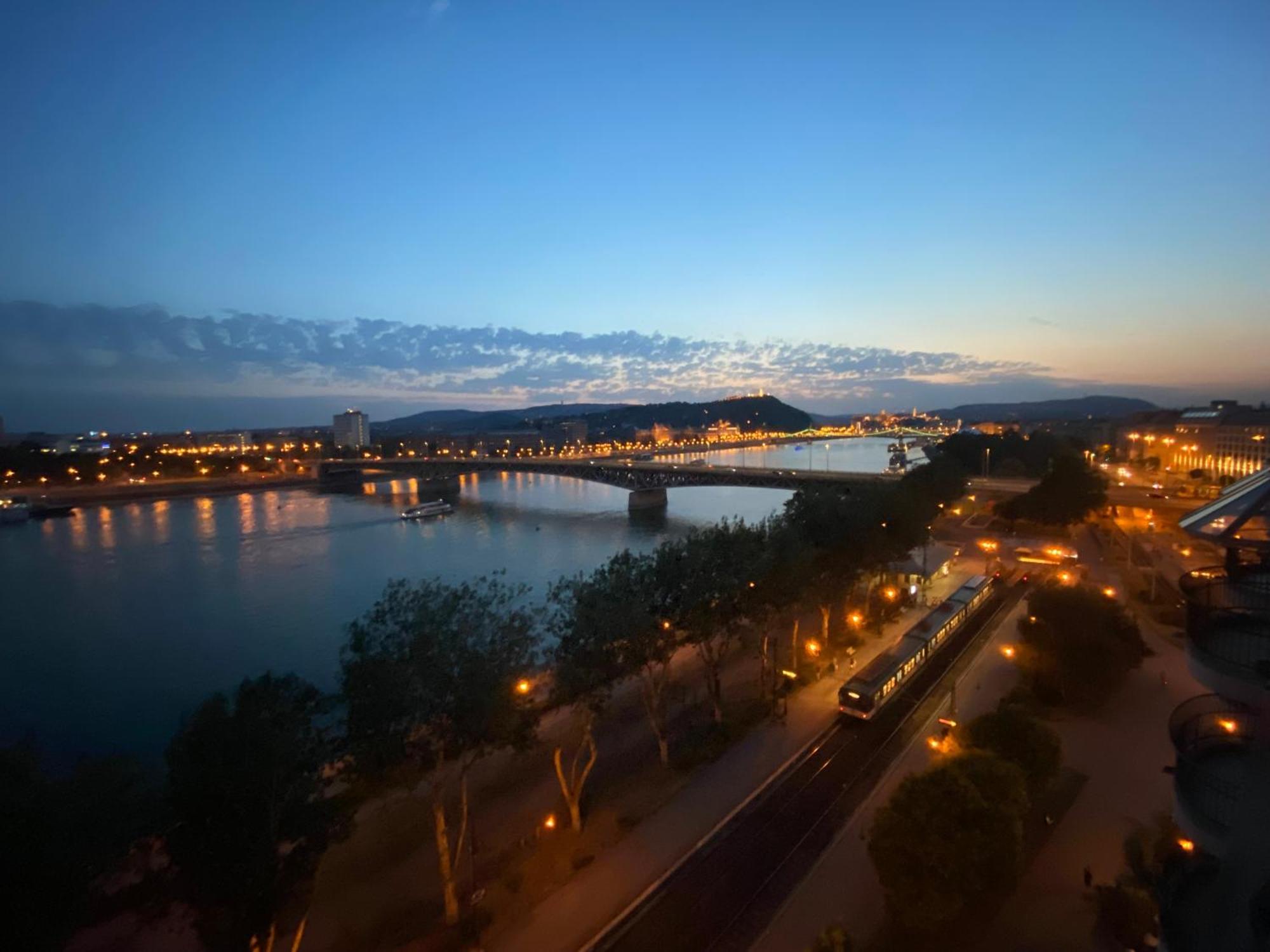 Danube Paradise Budapest Ngoại thất bức ảnh